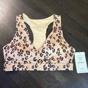 NWT Fabletics On-The-Go Midi Sports Bra size L large or 10